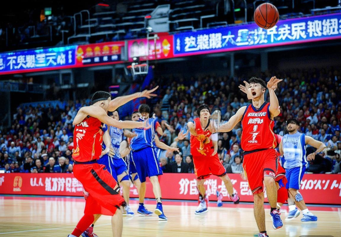 半决赛焦点对决：广东深圳巅峰篮球大战