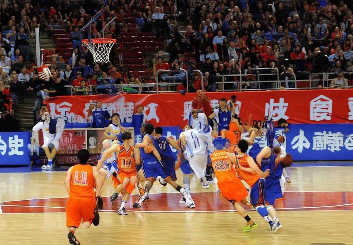 2012年CBA粤疆巅峰对决：激情碰撞与心理意志较量回顾